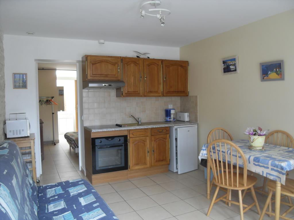 Maison En Pierre Apartman Port-en-Bessin-Huppain Szoba fotó